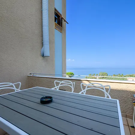 Mani Tower Akrogiali