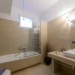 Villa Mani Tower *
