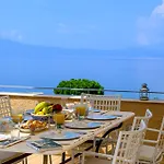 Villa Mani Tower *