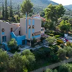 Villa Mani Tower
