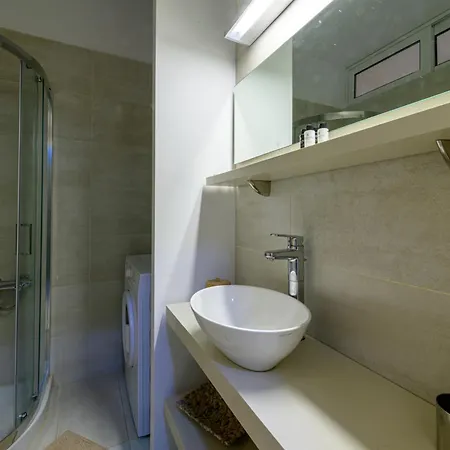 Mani Tower Akrogiali