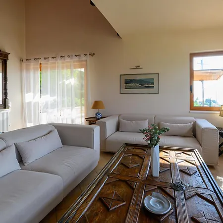 Mani Tower Villa Akrogiali