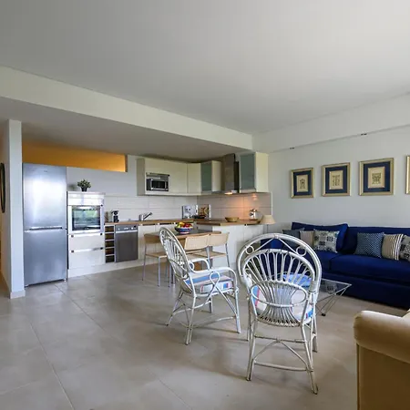 Mani Tower וילה Akrogiali