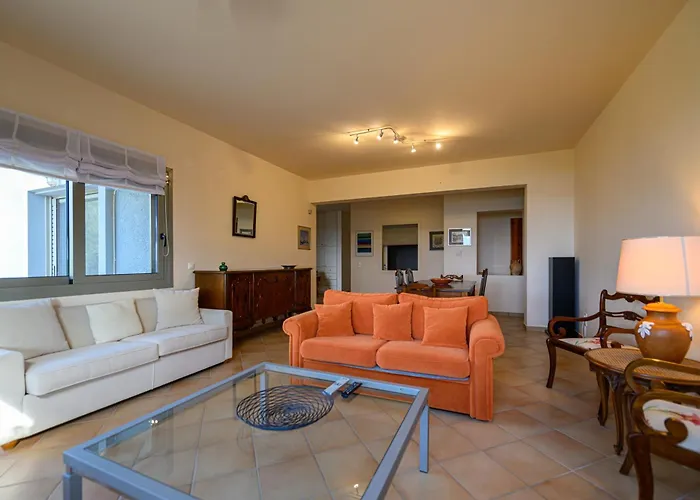 빌라 Mani Tower Akrogiali