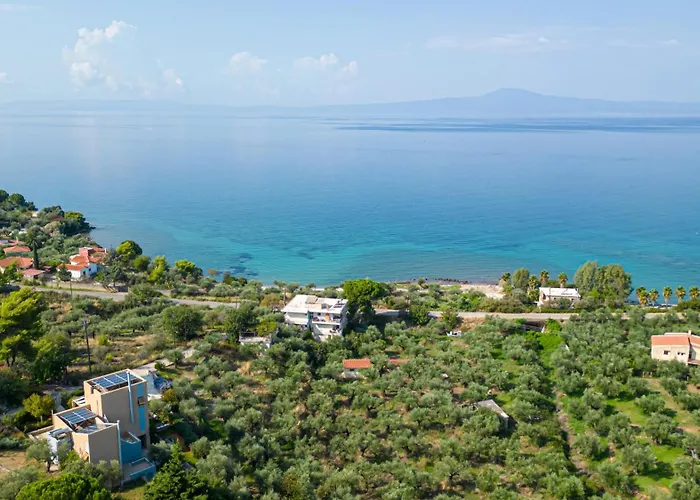 Mani Tower 빌라 Akrogiali