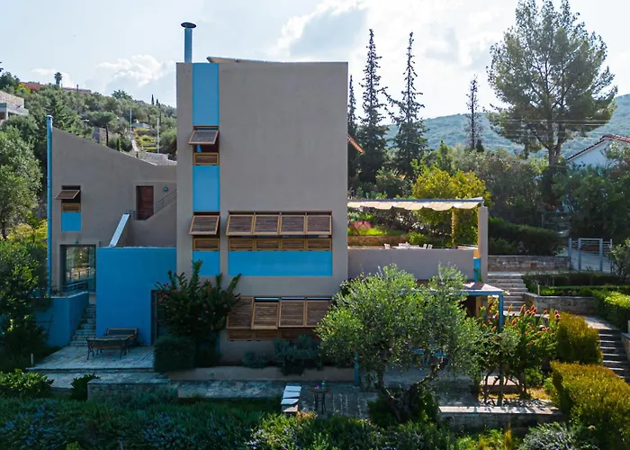 Mani Tower Akrogiali