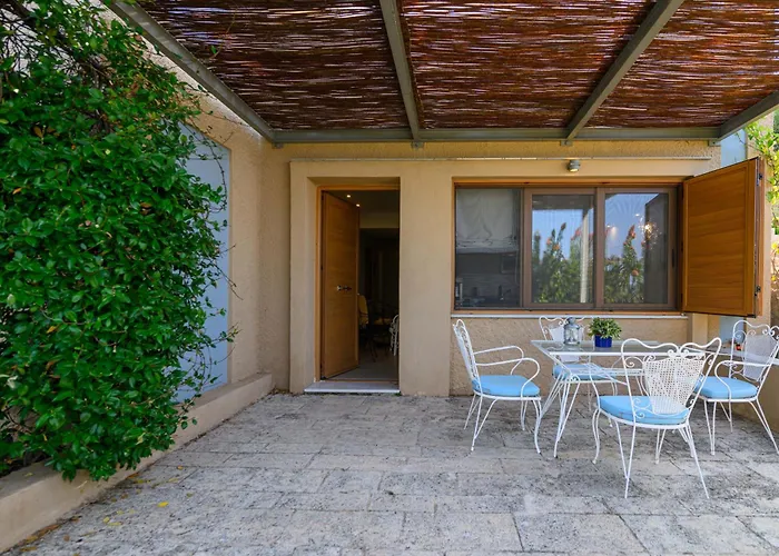 Villa Mani Tower *