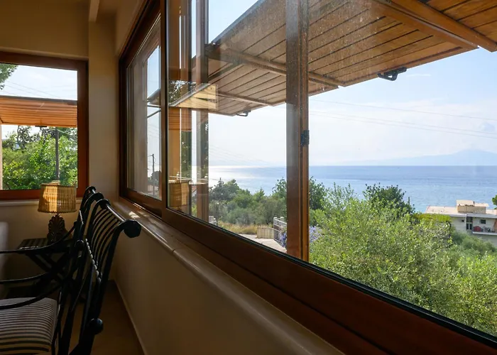 빌라 Mani Tower Akrogiali